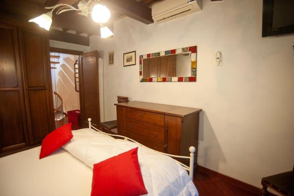 דירות נארני Casa Dell'Oliveto "Parcheggio Gratuito" מראה חיצוני תמונה