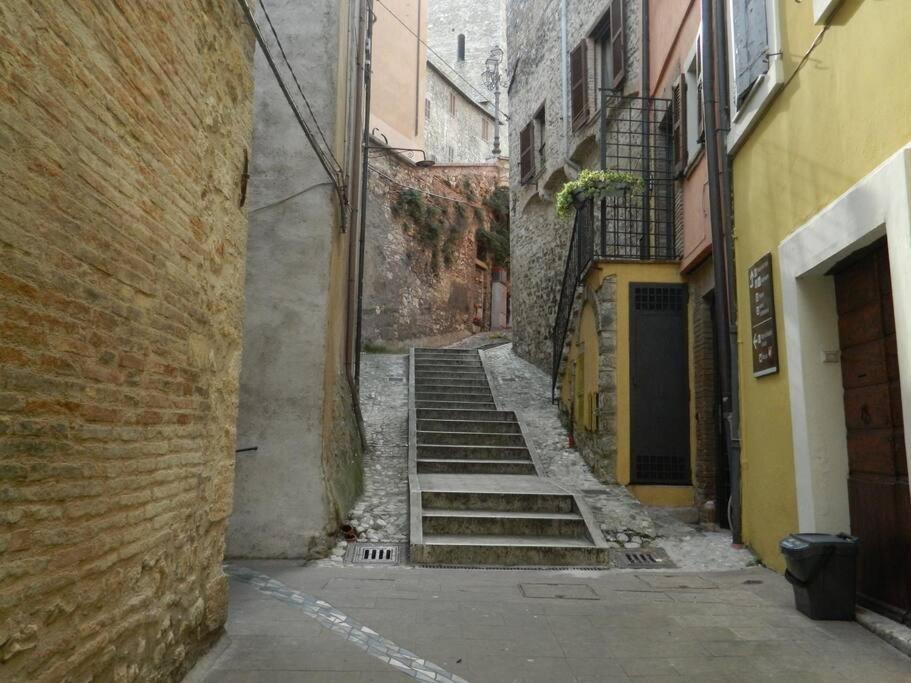 דירות נארני Casa Dell'Oliveto "Parcheggio Gratuito" מראה חיצוני תמונה