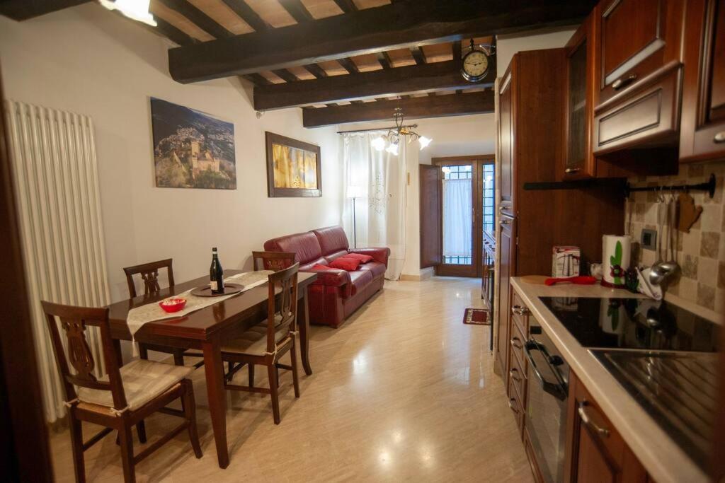 דירות נארני Casa Dell'Oliveto "Parcheggio Gratuito" מראה חיצוני תמונה