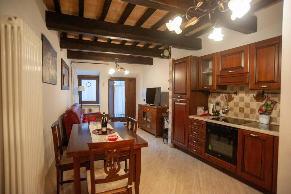 דירות נארני Casa Dell'Oliveto "Parcheggio Gratuito" מראה חיצוני תמונה