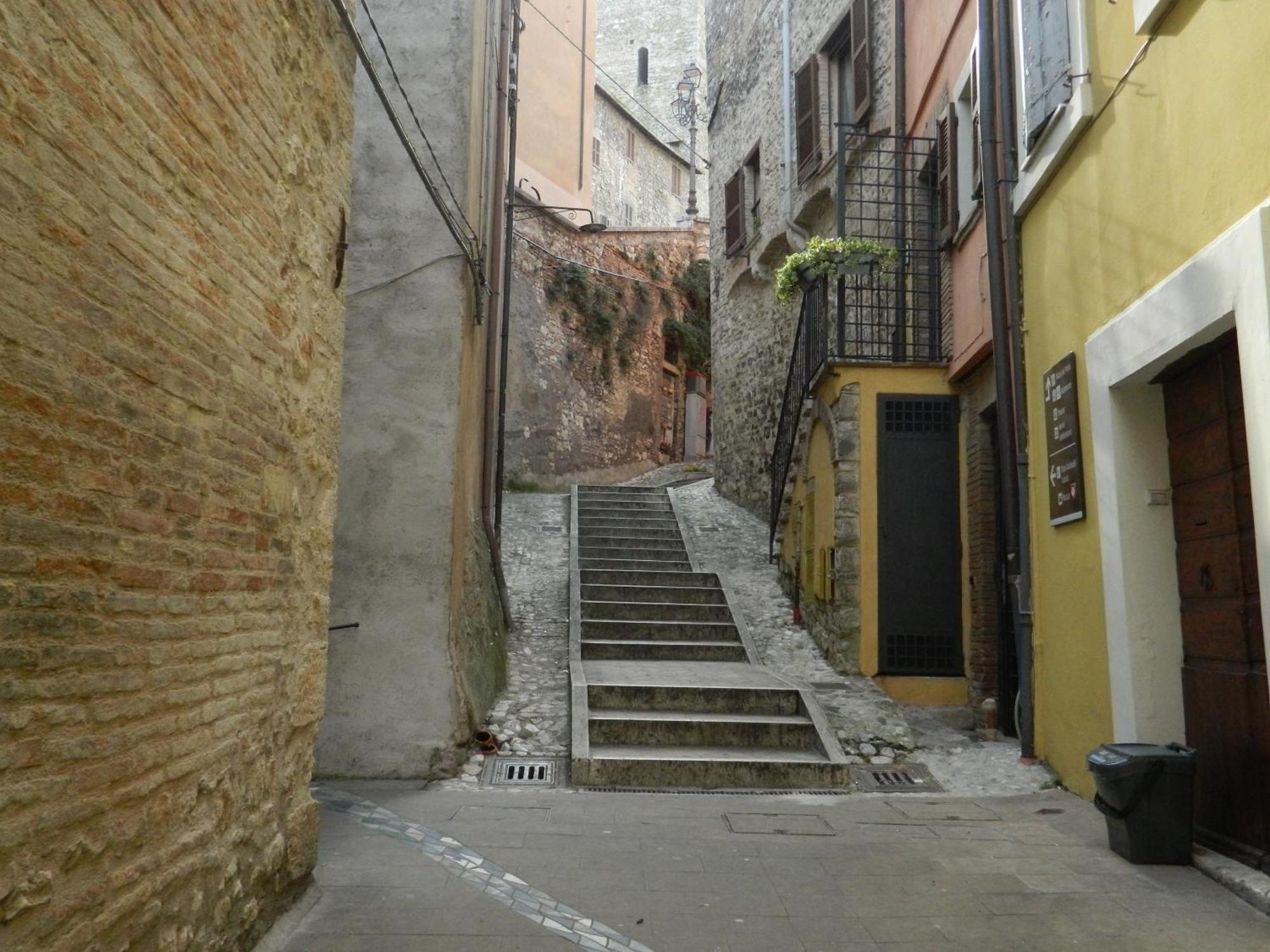 דירות נארני Casa Dell'Oliveto "Parcheggio Gratuito" מראה חיצוני תמונה
